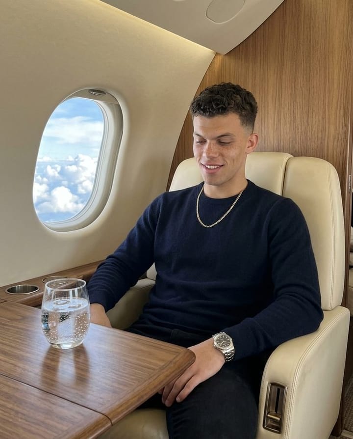 Luxury Life: an image made with AnyPic